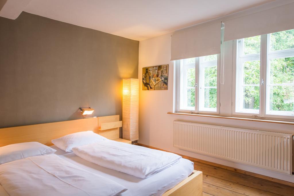 "Goethezimmer" Ferienwohnung Und Zimmer Am Burgplatz Веймар Екстер'єр фото