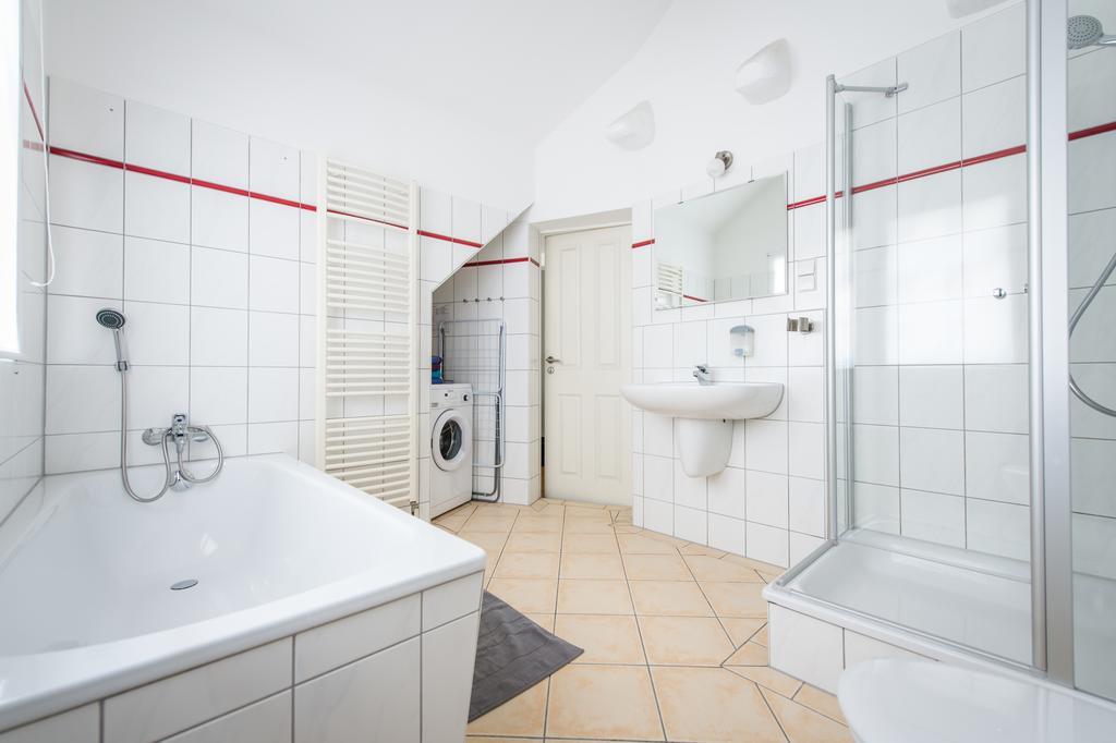 "Goethezimmer" Ferienwohnung Und Zimmer Am Burgplatz Веймар Екстер'єр фото