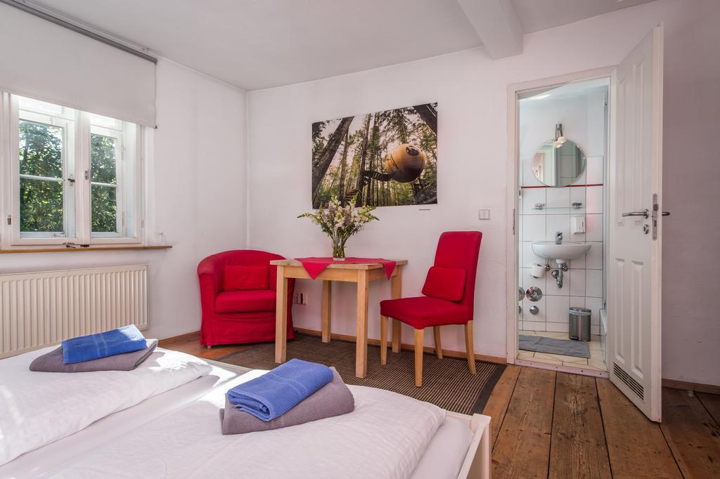 "Goethezimmer" Ferienwohnung Und Zimmer Am Burgplatz Веймар Екстер'єр фото